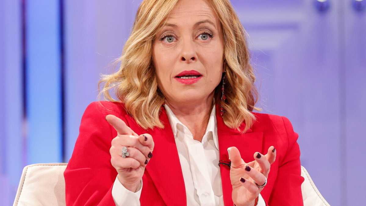 Immagine di Meloni sul caso dossieraggio: "Saremo implacabili con i funzionari infedeli"