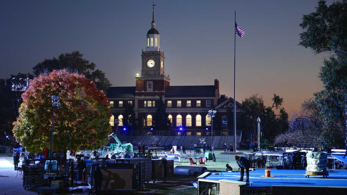Immagine di L’ultimo giorno in Pennsylvania, poi Harris torna alla sua Howard University per la notte dei conti