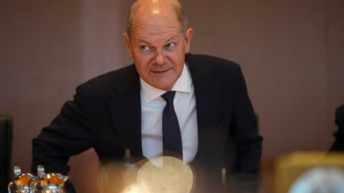 Immagine di Scholz licenzia il suo ministro delle Finanze. Si apre la crisi del governo tedesco