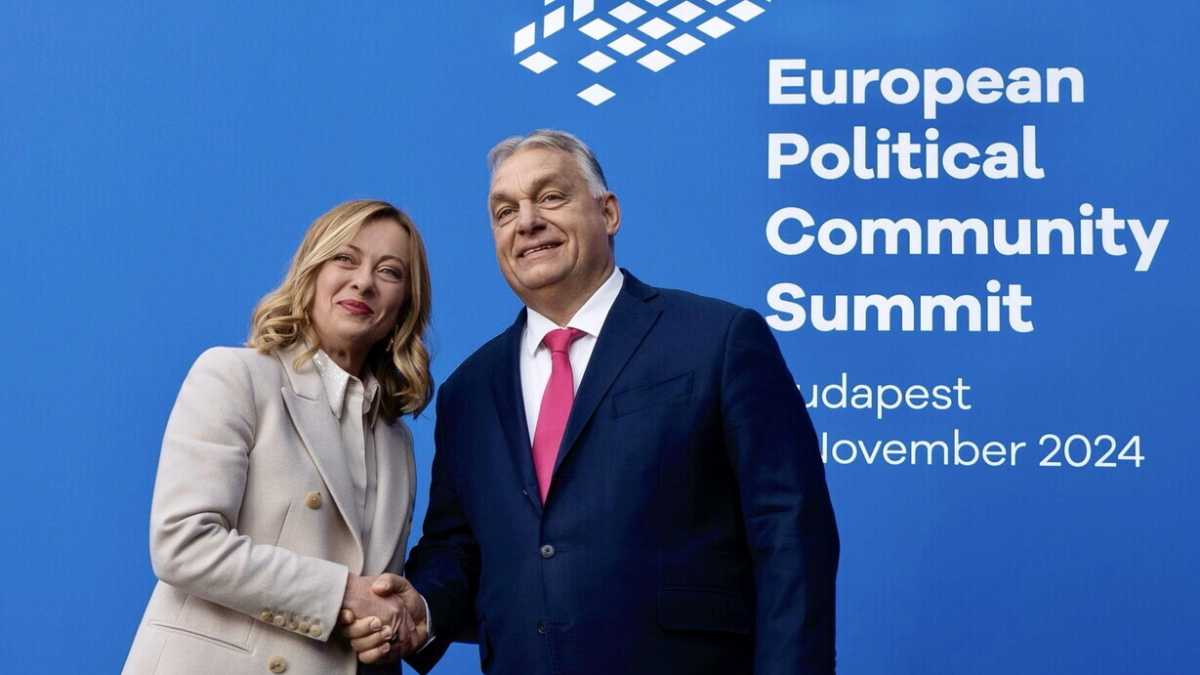 Immagine di Con Zelensky a Budapest si tiene la sessione di autostima dell’Ue