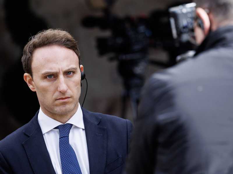 Tra Elly e Vincenzo. Il futuro politico di De Luca Jr è l’arma di Schlein