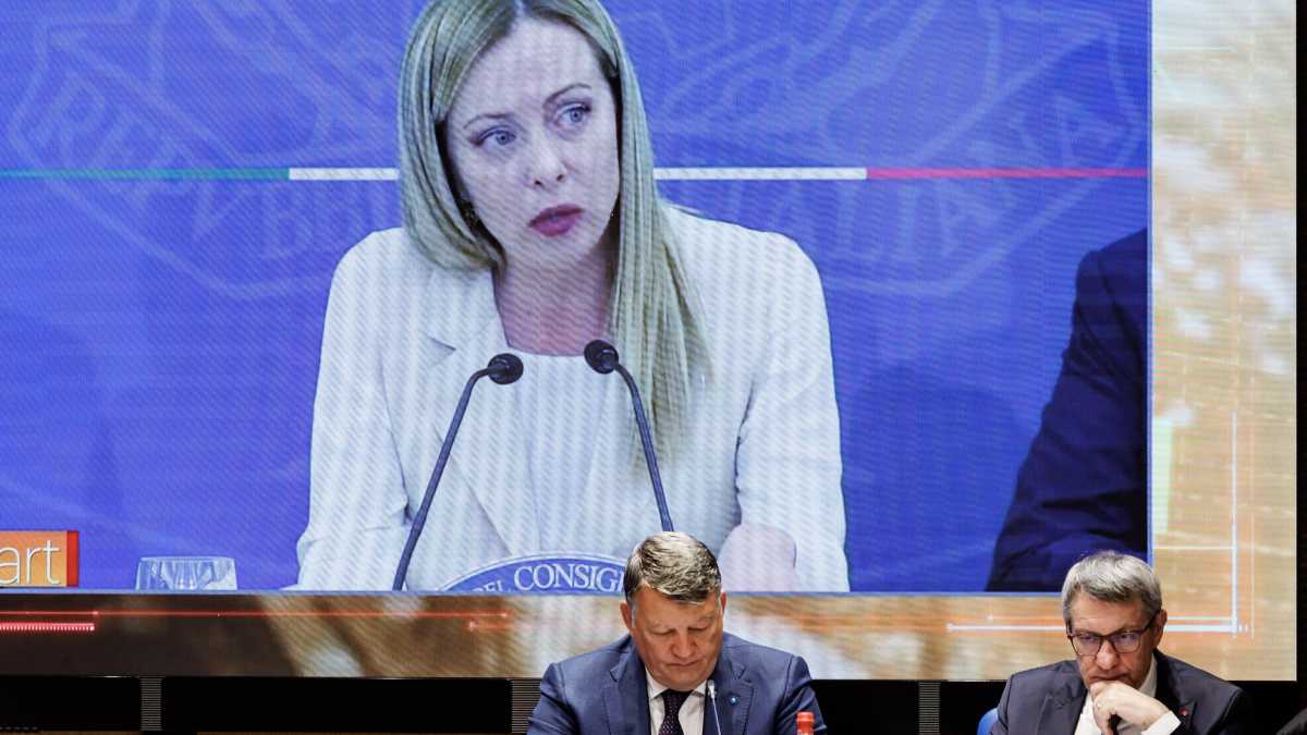 Immagine di Meloni mette l’obbligo del Pos, la Uil protesta contro una norma anti-evasori