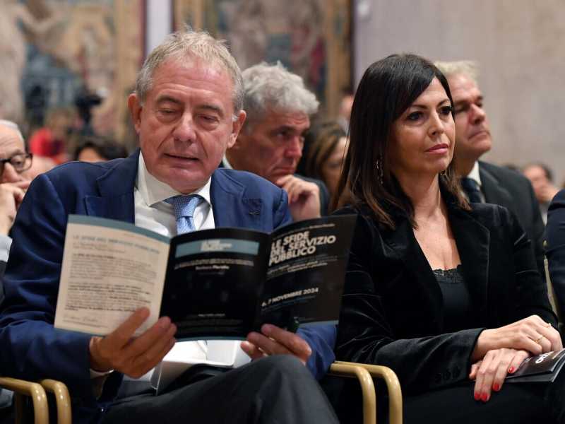Gli Stati generali della ricotta Rai servono soltanto a far votare Conte con la destra