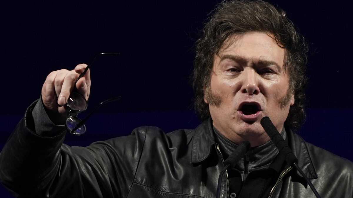 Immagine di Javier Milei e la deregulation di Ronald Reagan