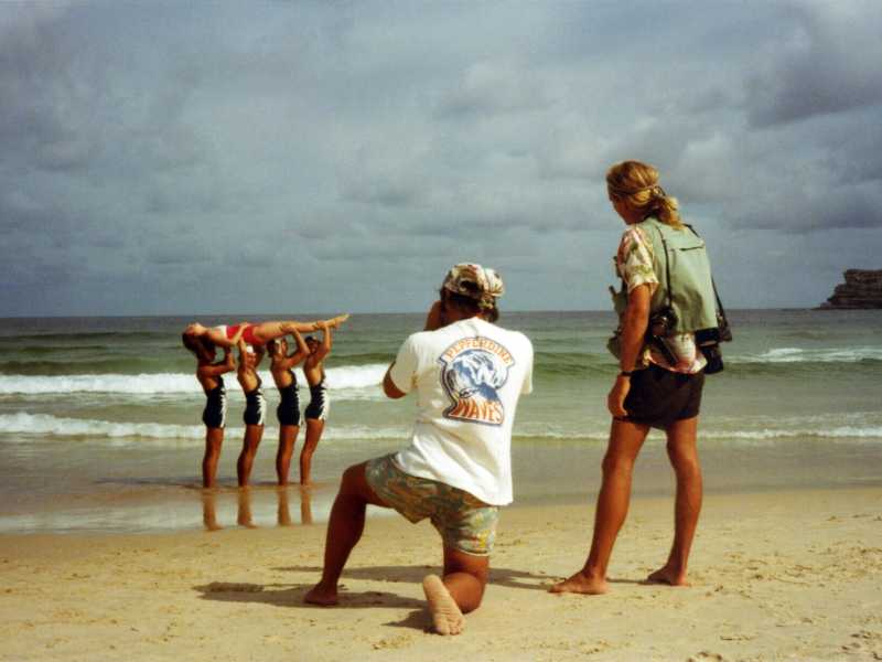 Bruce Weber sul set di una campagna negli anni ottanta (foto courtesy)