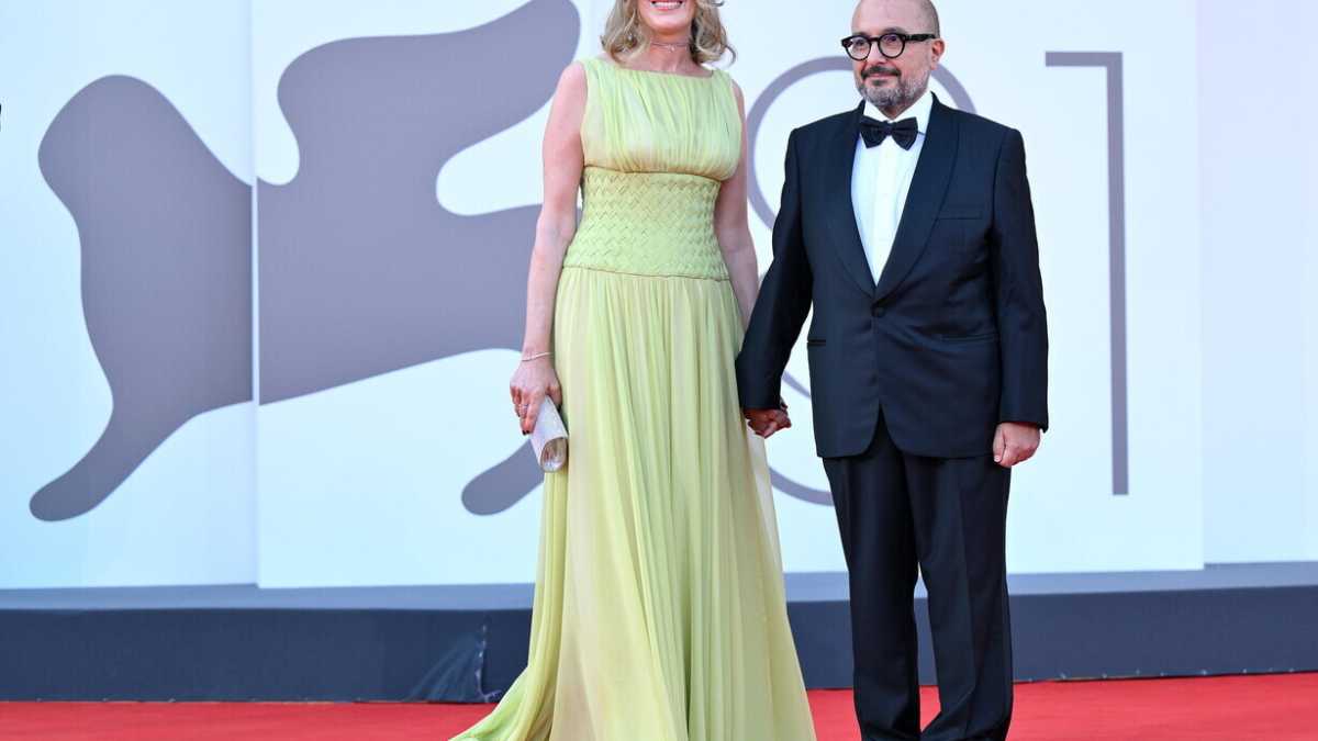 Immagine di Sul red carpet con l'ex ministro Sangiuliano