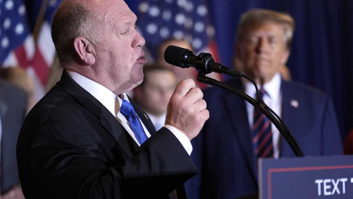 Immagine di Homan e Miller: chi sono i due uomini dietro al piano di rimpatrio di massa di Trump