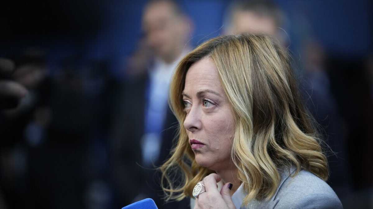 Immagine di La tenaglia che minaccia Giorgia Meloni