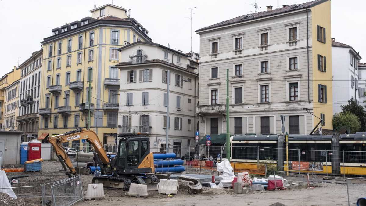 Immagine di Milano si arrende. La marcia forzata di un’indagine che non attende il Parlamento