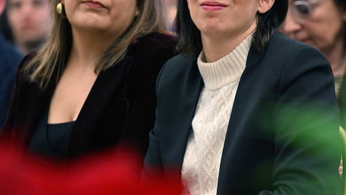 Immagine di Schlein segue il Pse e schiera il Pd contro Fitto: “La maggioranza non c’è”