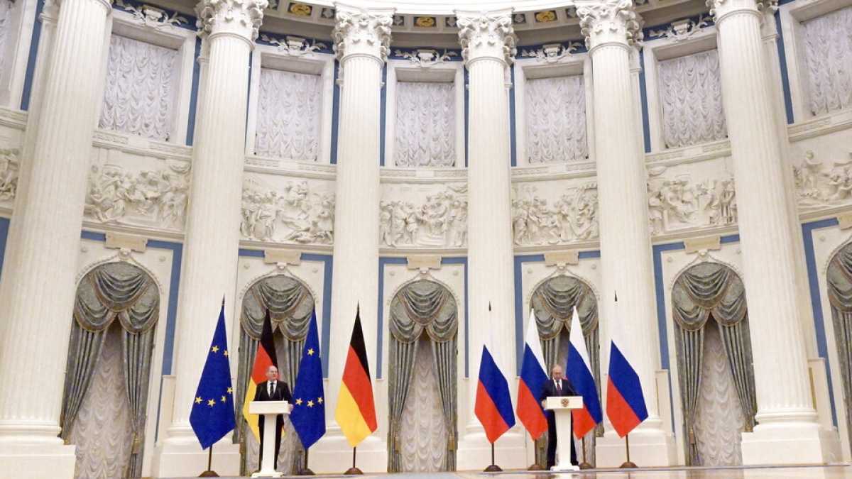 Immagine di La telefonata tra Vladimir Putin e Olaf Scholz