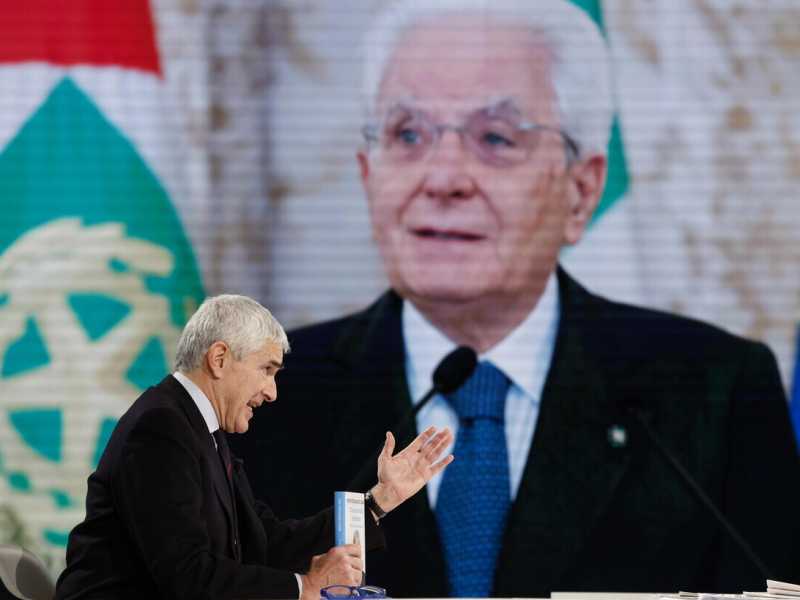 "Su Fitto il Pd sbaglia, Schlein ascolti Mattarella". Parla Casini