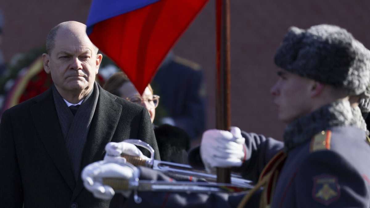 Immagine di Scholz chiama Putin e Zelensky avverte: no a dei nuovi accordi di Minsk