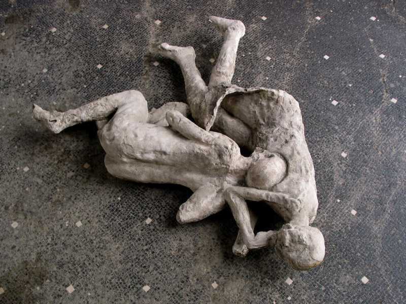Calchi n.21 e n.22 dalla Casa del Criptoportico di Pompei (Foto Parco Archeologico di Pompei)&nbsp;<br />
