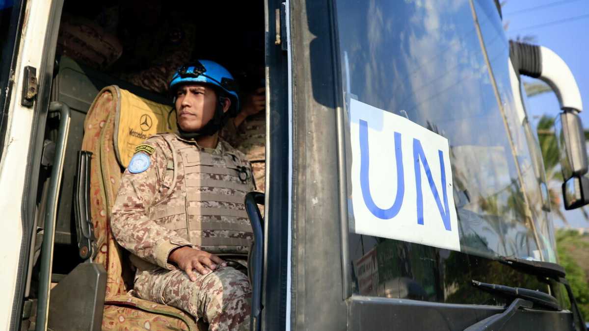 Immagine di Hezbollah lancia razzi su Unifil, usa armi russe e attacca Israele