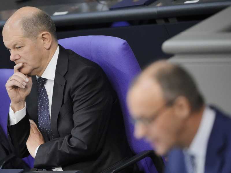 Scholz promette i “mini Taurus” a Kyiv. Il gran sostegno all’Ucraina del rivale Merz