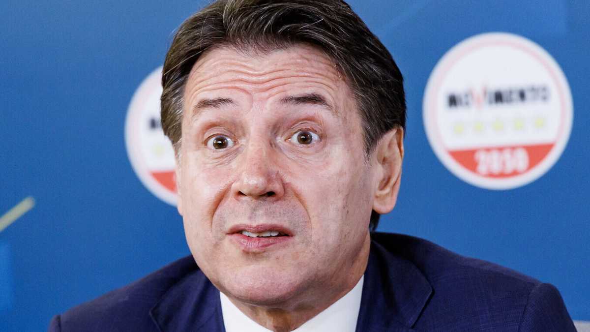 Immagine di Il Conte rottomato. È nella morsa Rai-Schlein e sta perdendo anche la Vigilanza. Al posto di Agnes la carta Todini