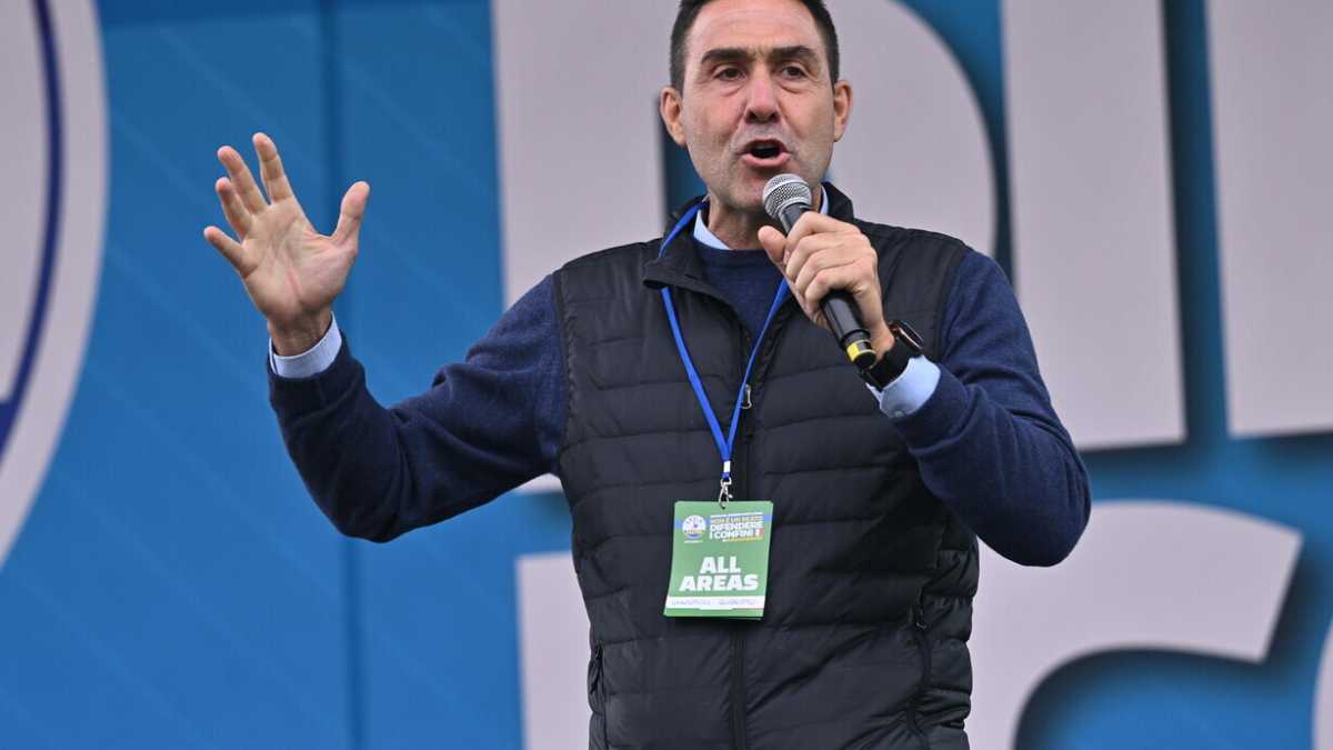 Immagine di "Ora aiuto la Lega". Vannacci e la convention del Mondo al contrario: “Resto se non cambiano i presupposti”