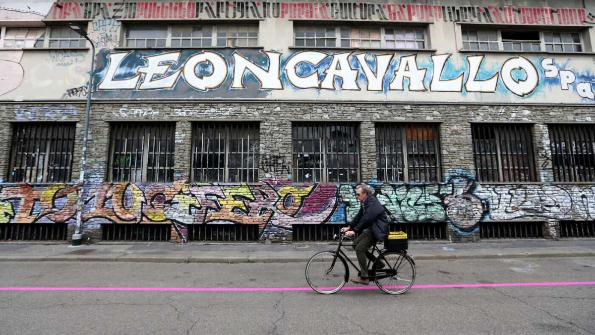 Immagine di L’incredibile storia del Leoncavallo, il centro sociale che nessuno ha mai sgomberato davvero