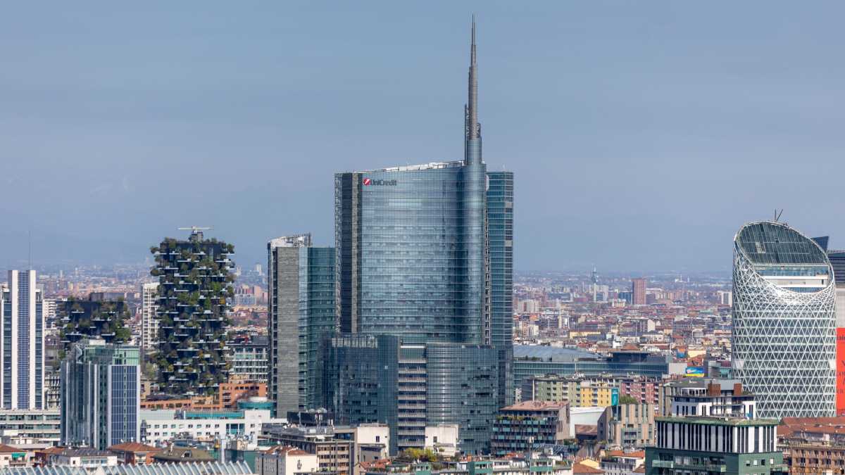 Immagine di L'aggressivo ritorno di Unicredit sulla scena italiana