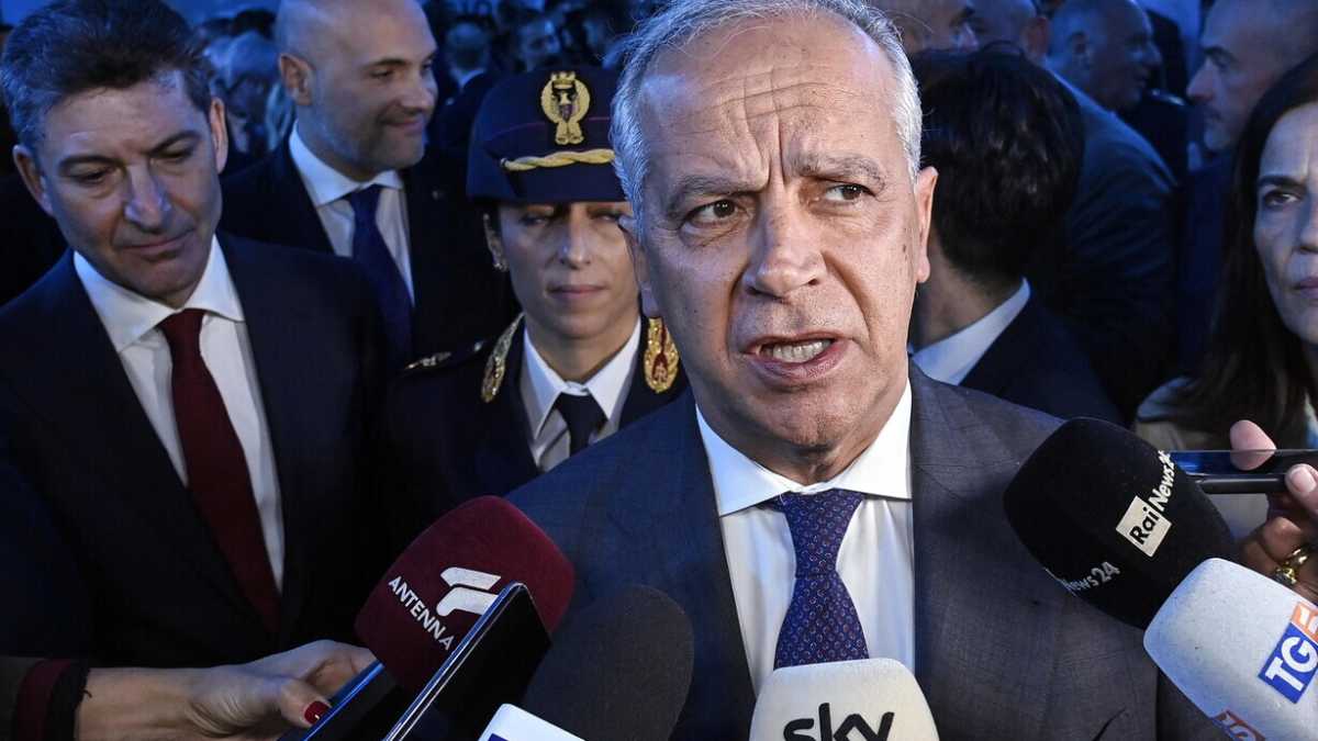 Immagine di No di Piantedosi alla candidatura in Campania: "Resto al Viminale"