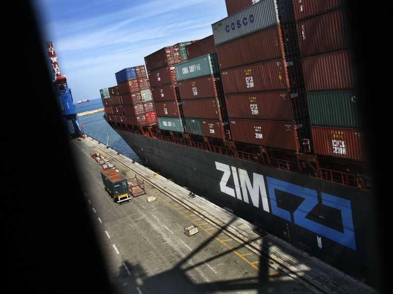 Una nave cargo Zim (foto Getty)