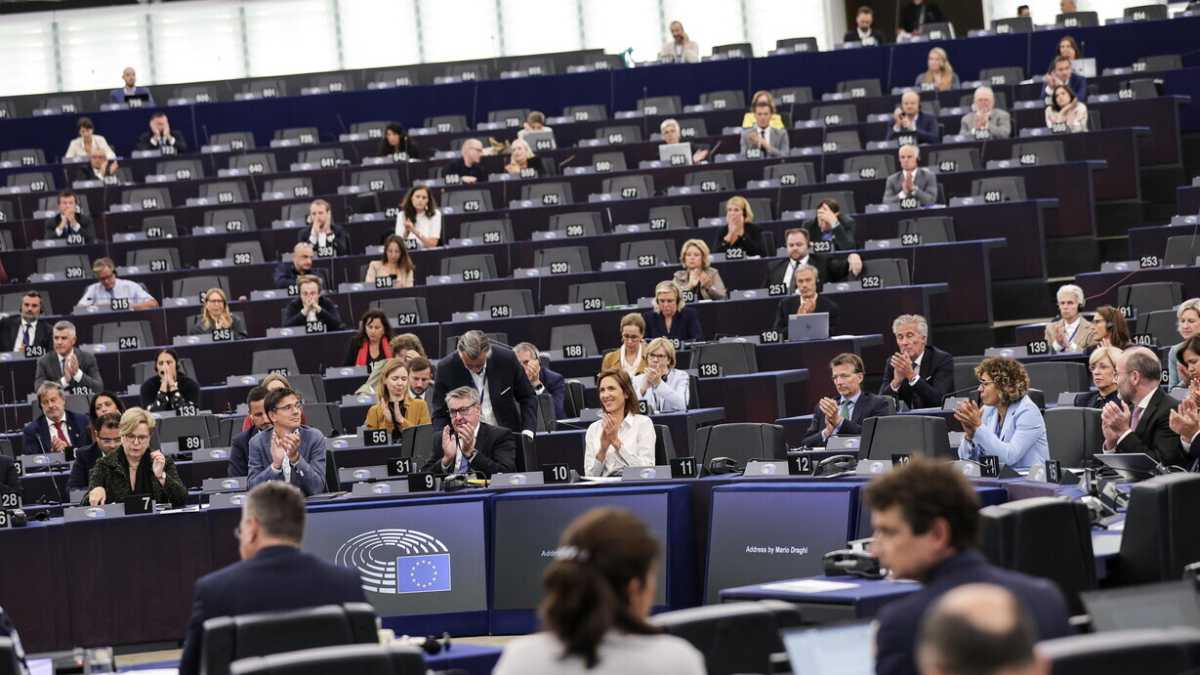 Immagine di Il Parlamento europeo approva l'uso dei missili in territorio russo, ma Pd e FI si spaccano