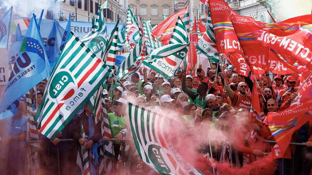 Immagine di Il bilancio di salari e profitti, dibattito in vista dello sciopero generale