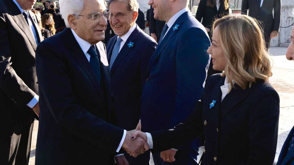Immagine di Fitto si dimette, Meloni a pranzo da Mattarella. Ipotesi di un tecnico europeista