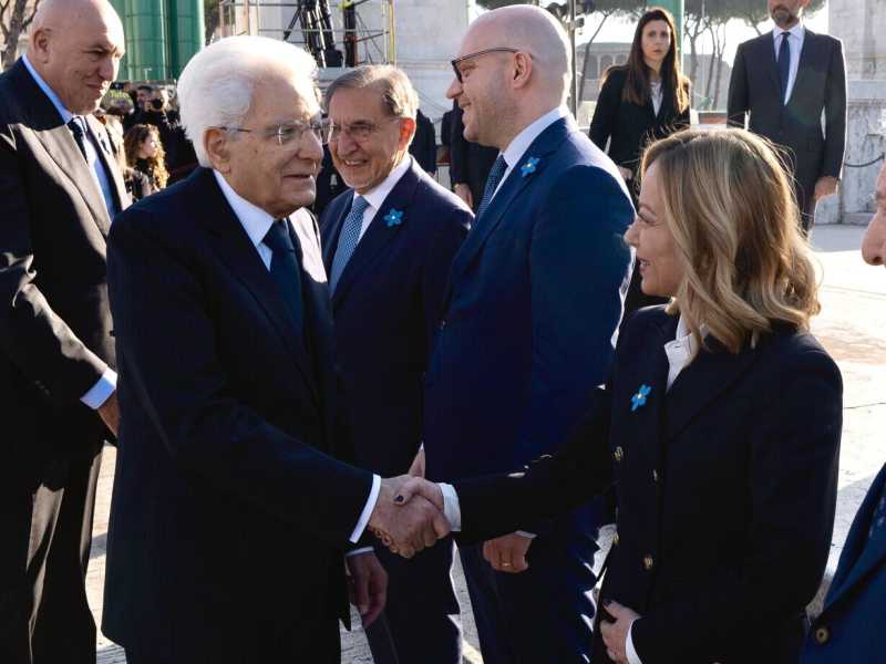 Fitto si dimette, Meloni a pranzo da Mattarella. Ipotesi di un tecnico europeista