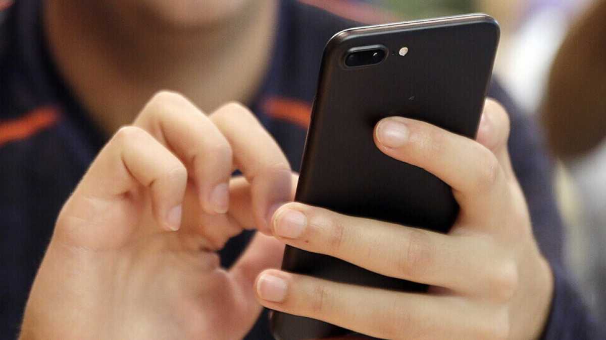 Immagine di Vietare i social ai giovani? Provaci, Australia. Se funziona ti veniamo dietro