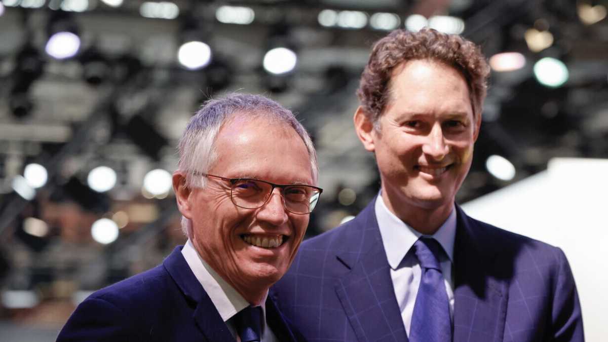 Immagine di Tavares si dimette dalla guida di Stellantis. Elkann chiama Meloni e Mattarella
