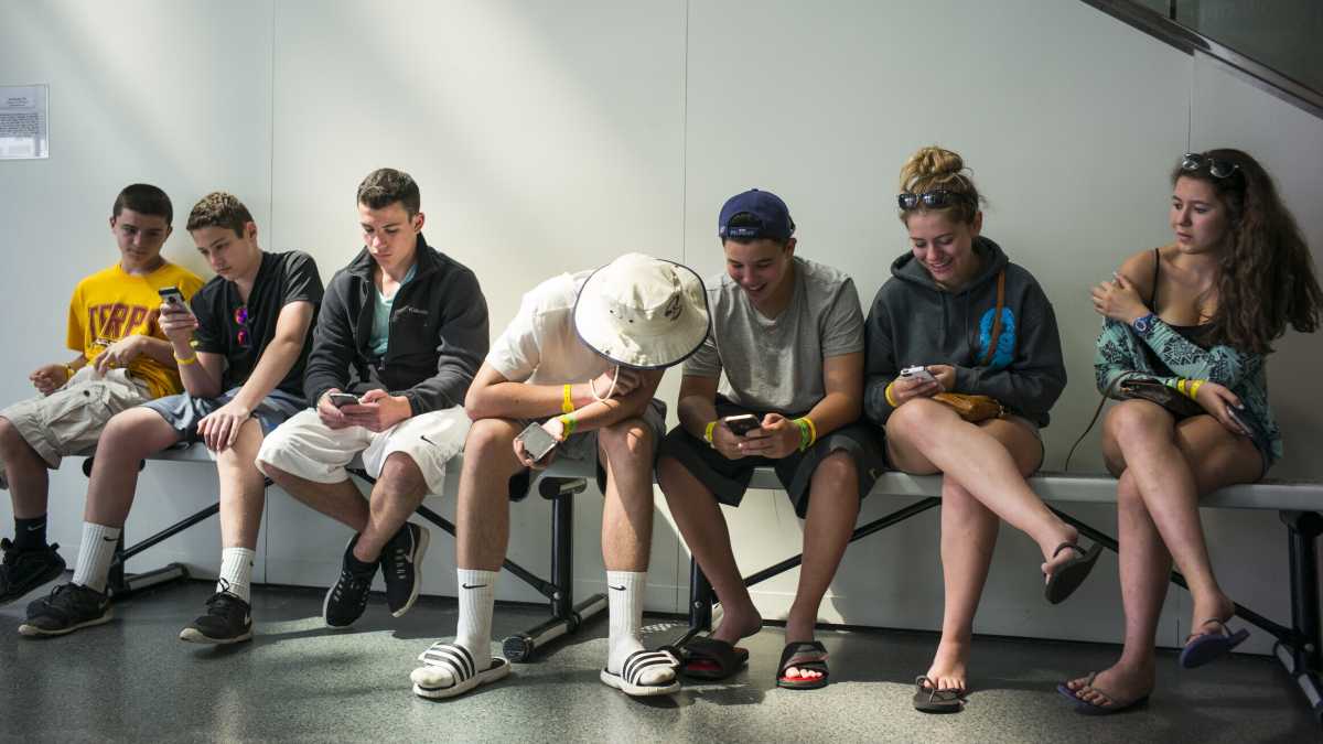 Immagine di Vietare i social sotto i 16 anni? Progresso inevitabile: armonizzare la tecnologia con l’umano