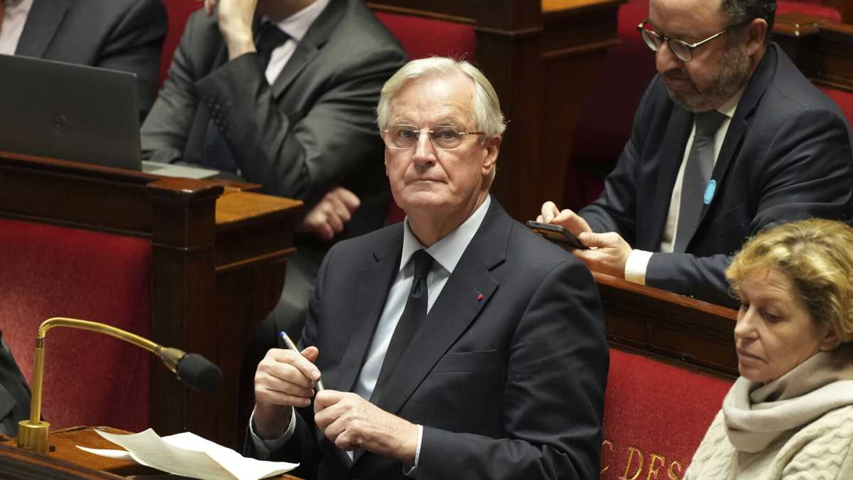Immagine di Oggi la sfiducia a Barnier. Ma le ipotesi di presidenziali anticipate o di uno “shutdown” sono remote