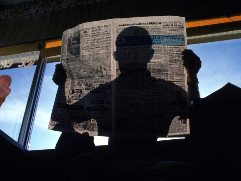 No, l’informazione non è fottuta. Ai confini di un patto di fiducia che si è rotto
