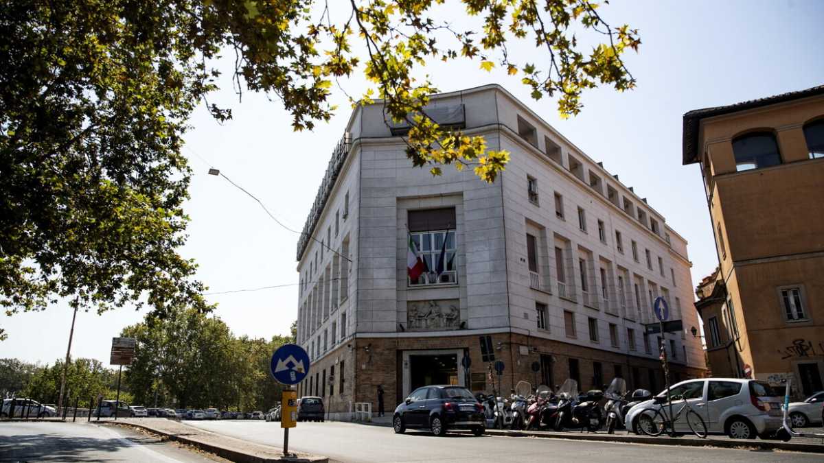 Immagine di Un astrologo al ministero della Salute per parlare di lotta contro il cancro