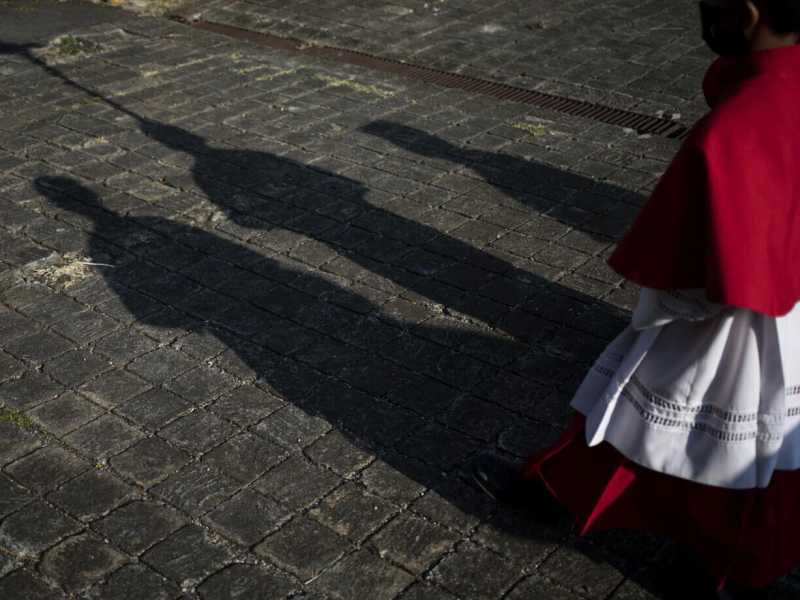 Religiosi cattolici a Managua durante la Via Crucis del 2023 (foto Ap, via LaPresse)