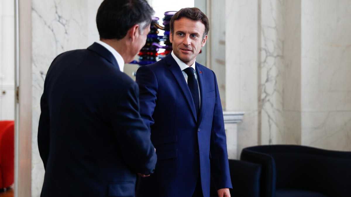Immagine di I socialisti aprono a Macron. Oggi le consultazioni all'Eliseo