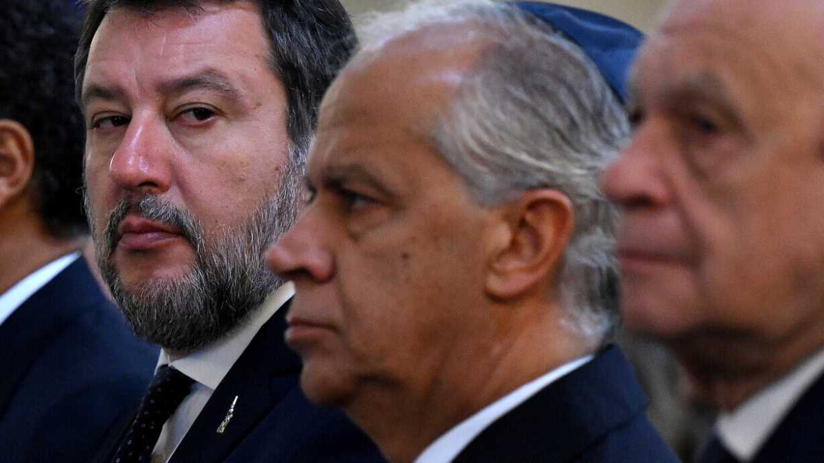 Immagine di La Lega contro Piantedosi per la norma sui B&B che si rifà ai decreti Salvini: cortocircuiti al Viminale