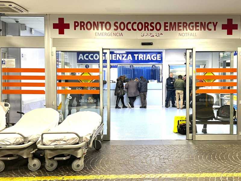 L'ingresso del Pronto soccorso dell'ospedale Cardarelli di Napoli, 4 gennaio 2024 Ansa/Ciro Fusco&nbsp;<br />