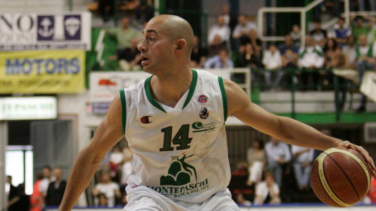 Immagine di Una passione infinita per il basket. Rodolfo Rombaldoni è tornato sul parquet