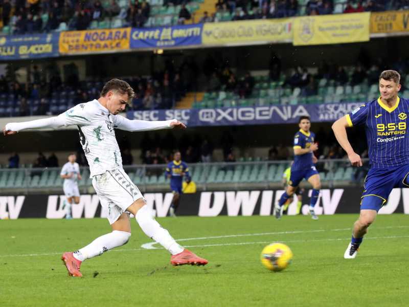 L'attaccante dell'Empoli Sebastiano Esposito (foto LaPresse)