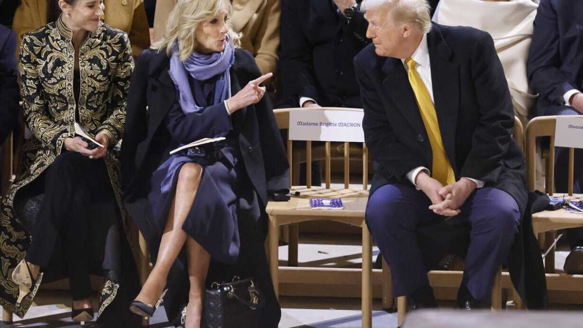 Immagine di Tutti i déjà-vu che evoca la linea di profumi di Trump