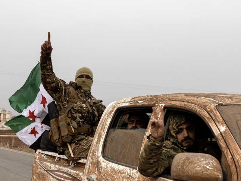 Uomini delle milizie filo turche a Manbij (foto Getty)