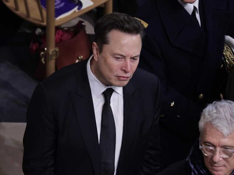 Musk contro il Pd su Starlink. Nicita: “Ormai tocca a noi fare i sovranisti”