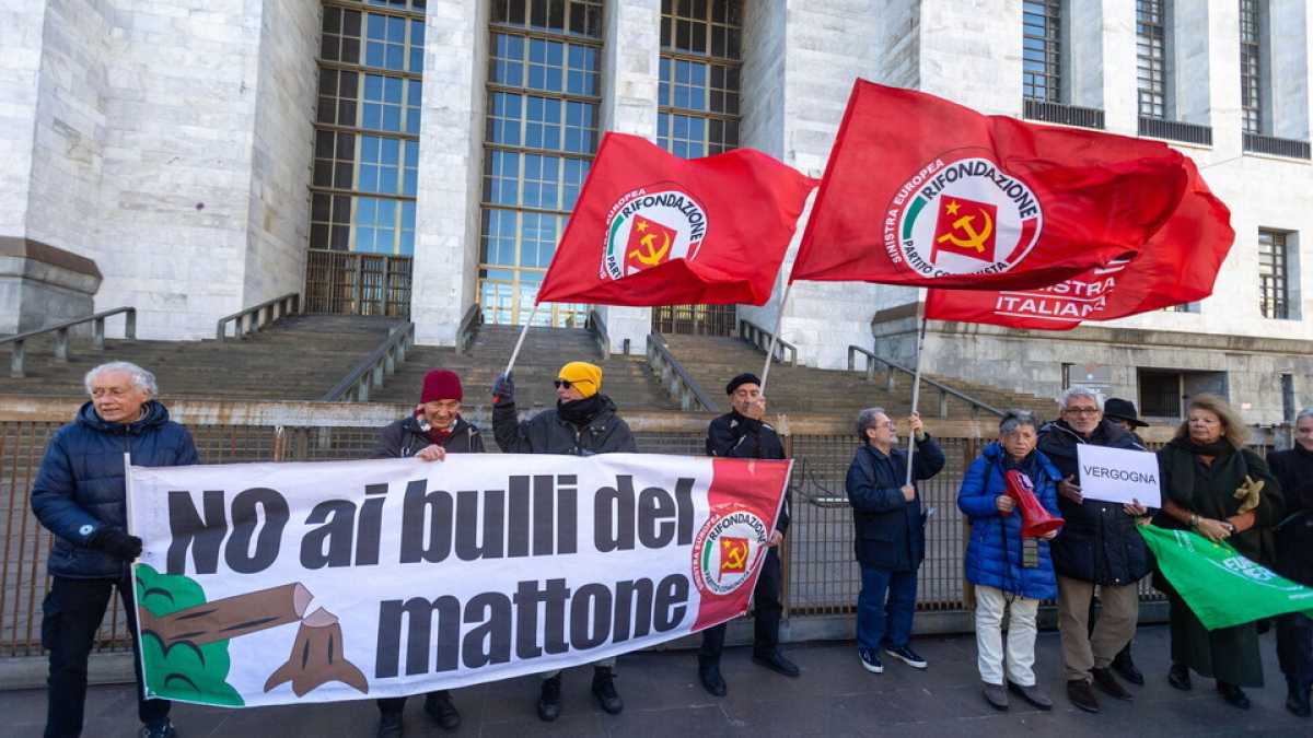 Immagine di Fermi tutti, contro il “Salva Milano” ora si scatena la sinistra