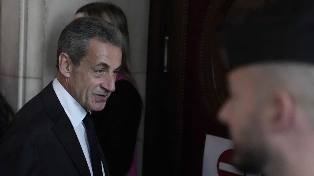 Immagine di Confermata la condanna per lo “scandalo intercettazioni”, ma Sarkozy non molla