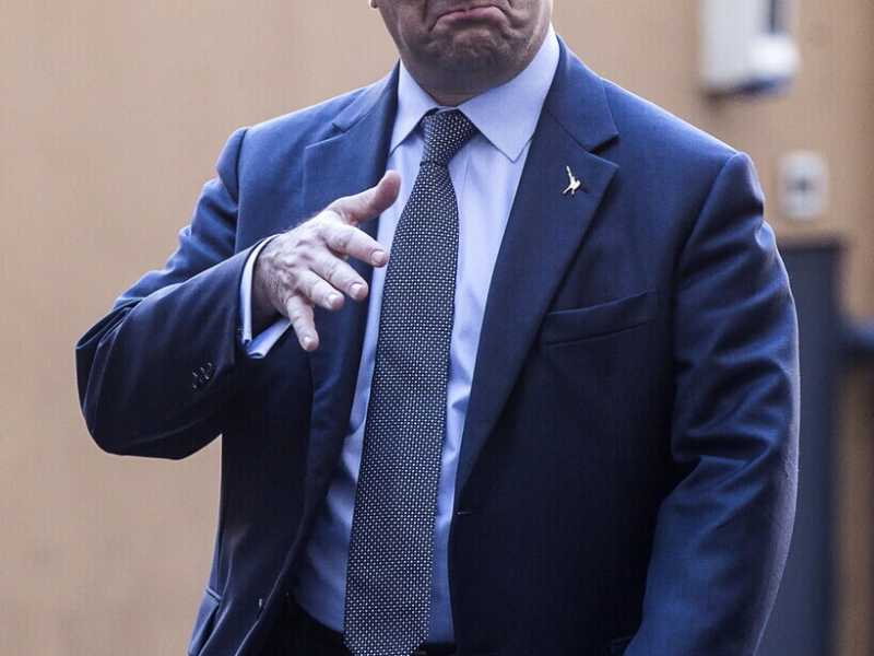 Il candido Candiani rovina la giornata a Meloni e offre spunti all'opposizione contro i treni di Salvini