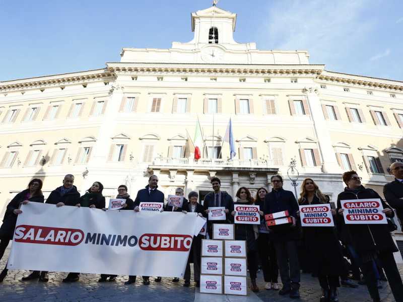 Manovra tombolata. L'assalto ai cigni del Mef e all'ex capo di gabinetto di Fraccaro