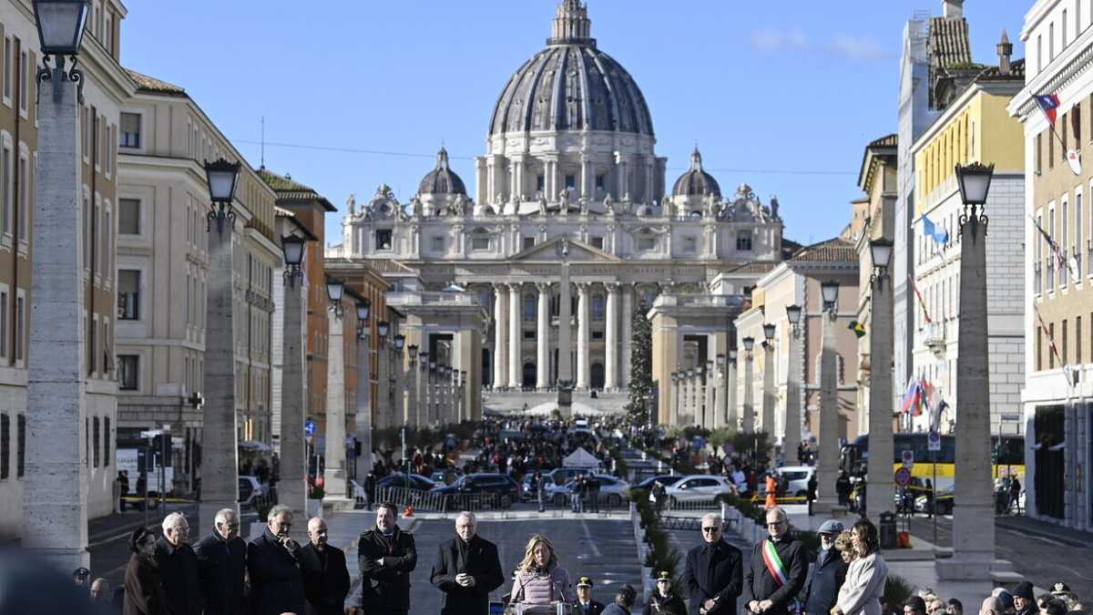 Immagine di Oggi inizia il Giubileo. Intanto il “miracolo civile” è Piazza Pia